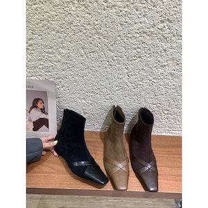 【1点ご購入 で10点プレゼントいたします】ブラウンの角型ショートブーツ女性2025秋冬レトロな坂とボーイッシュなレディースショートブーツ