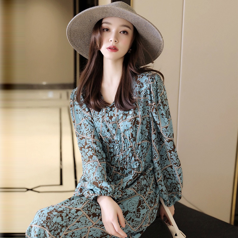 ワンピース ロング ロング丈 袖あり 長袖 ボリューム袖 Uネック Aライン 大人可愛い きれいめ 上品 おしゃれ お洒落 レトロ エキゾチック 大人可愛い 大人女子 こなれ感 ラフ 柄