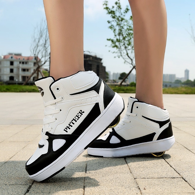 かっしゃくつ 初心者および男の子と女の子向けの子供用 Heelys シューズ二輪春夏通気性と軽量ウォーキングシューズ
