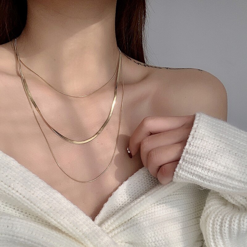 エレガント重連ネックレス レディース チェーンネックレス 秋冬 春 秋 きれいめ 金色 ゴールド 大人カラー 光沢 メタリック ワンサイズ かわいい 大人可愛い きれいめ シンプル カジュアル 大人