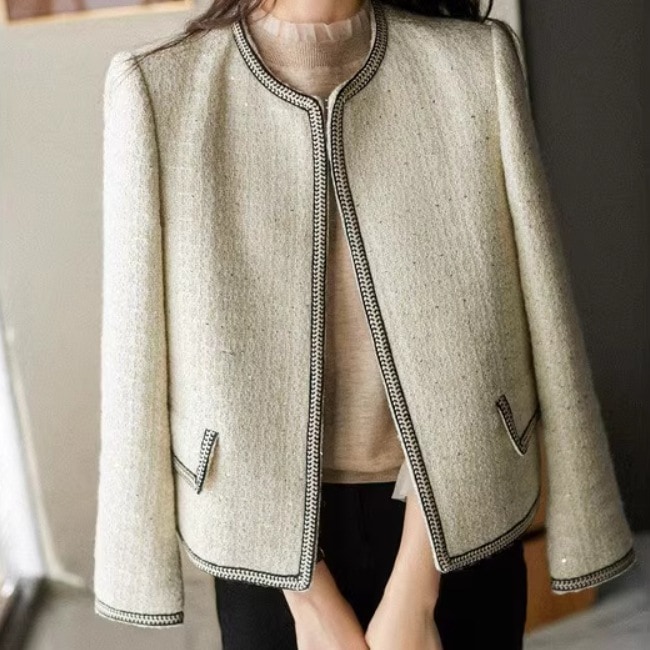 レディース ジャケット スーツ 上着 ウール 羽織 前開き ノーカラーコート ノーカラージャケット 長袖 ラウンドネック 襟なし ノーカラー かわいい 大人可愛い きれいめ シンプル カジュアル 上品