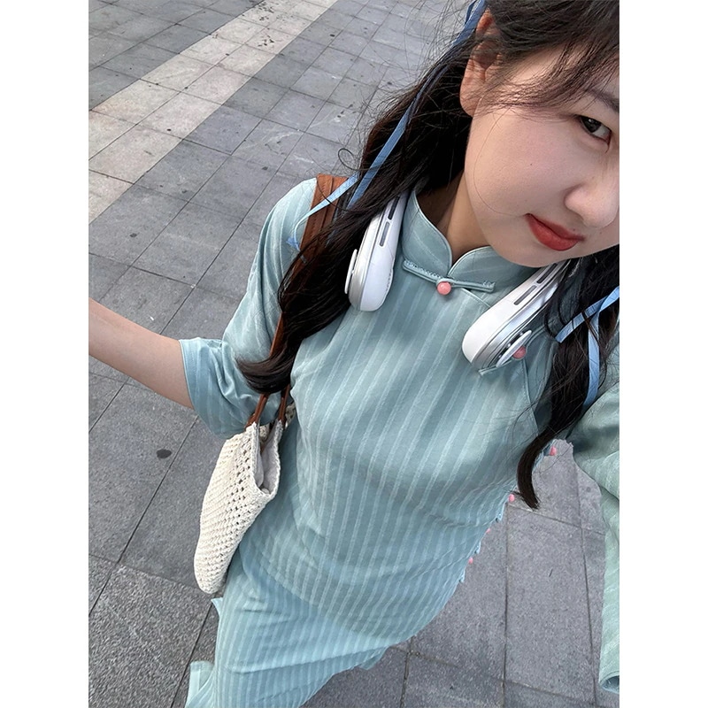 ワンピースドレスドレス改善古代の方法フルオープンプレートチョンサム文学レトロドレス秋 新しいスタイル