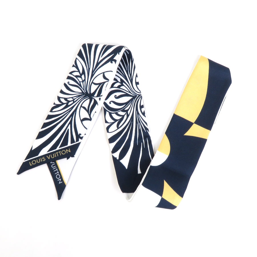 スカーフ バンドーBB グラフィックモノグラム ブラゾン シルク ホワイト/ネイビー/ベージュ レディース MP2658 e57178f