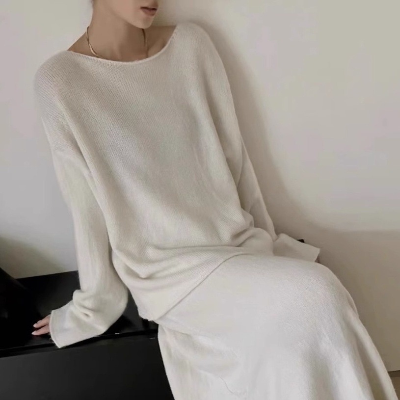 セットアップ 2点セット セーター 長袖 ラウンドネック プルオーバー ミディアム丈 ロングスカート フレアスカート かわいい 大人可愛い きれいめ シンプル 上品 おしゃれ かっこいい カジュアル