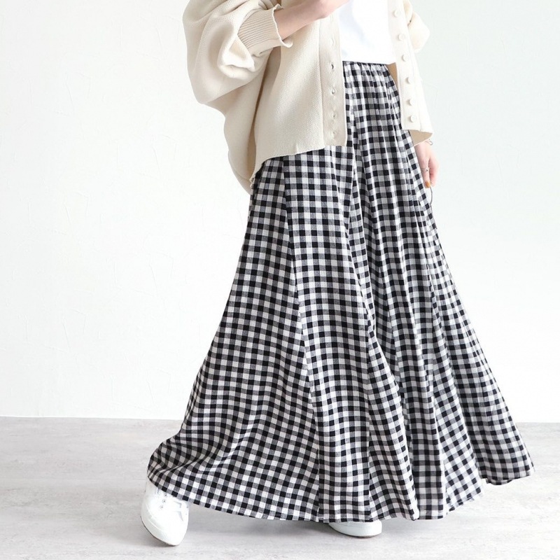 【輝いて超人気】 レトロ ダイス柄 ロング Aライン スカート