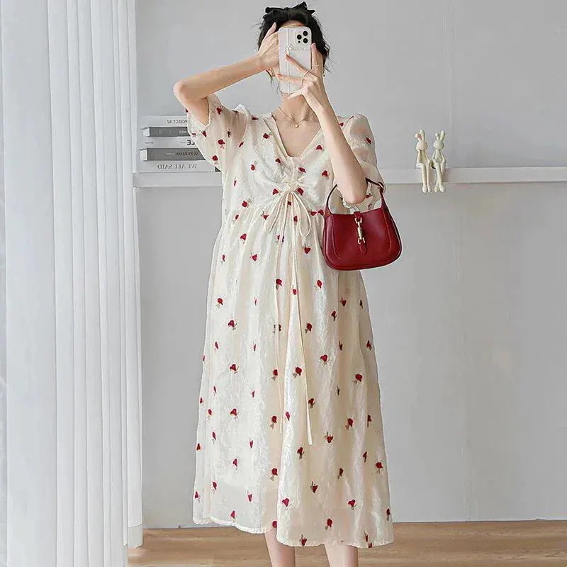 HOT!!!人气作マタニティウェア夏に刺繍ハイテンションミディアムマタニティワンピース 5,417円