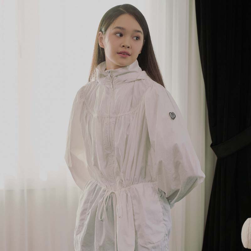 SHIRRED RIBBON WINDBREAKER_White 92,950円