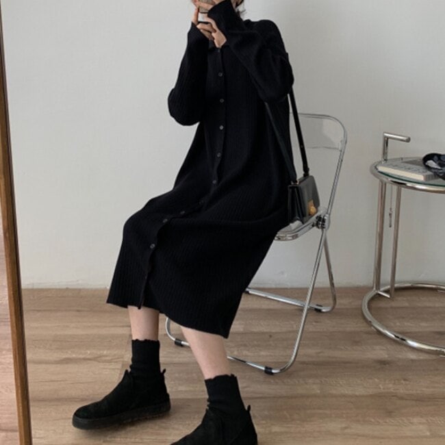 ワンピース 長袖 春 秋 カジュアル ミモレ丈 ミドル丈 襟付き 角襟 ストレート Iライン リブ 前開き 2way 黒 ブラック モノトーン L XL 2XL 3XL 4XL 大きいサイズ ゆったり