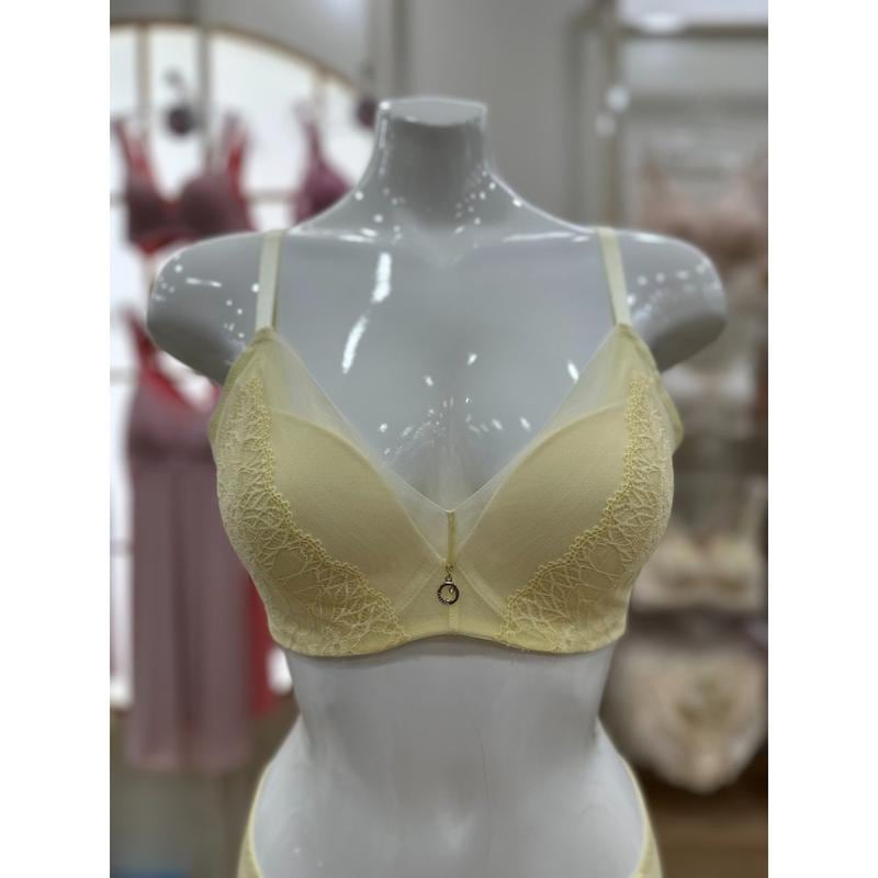 愛らしい雰囲気のジャガードレースモールドブラ（YEL）BR0802A（スターフィールドCOEX）