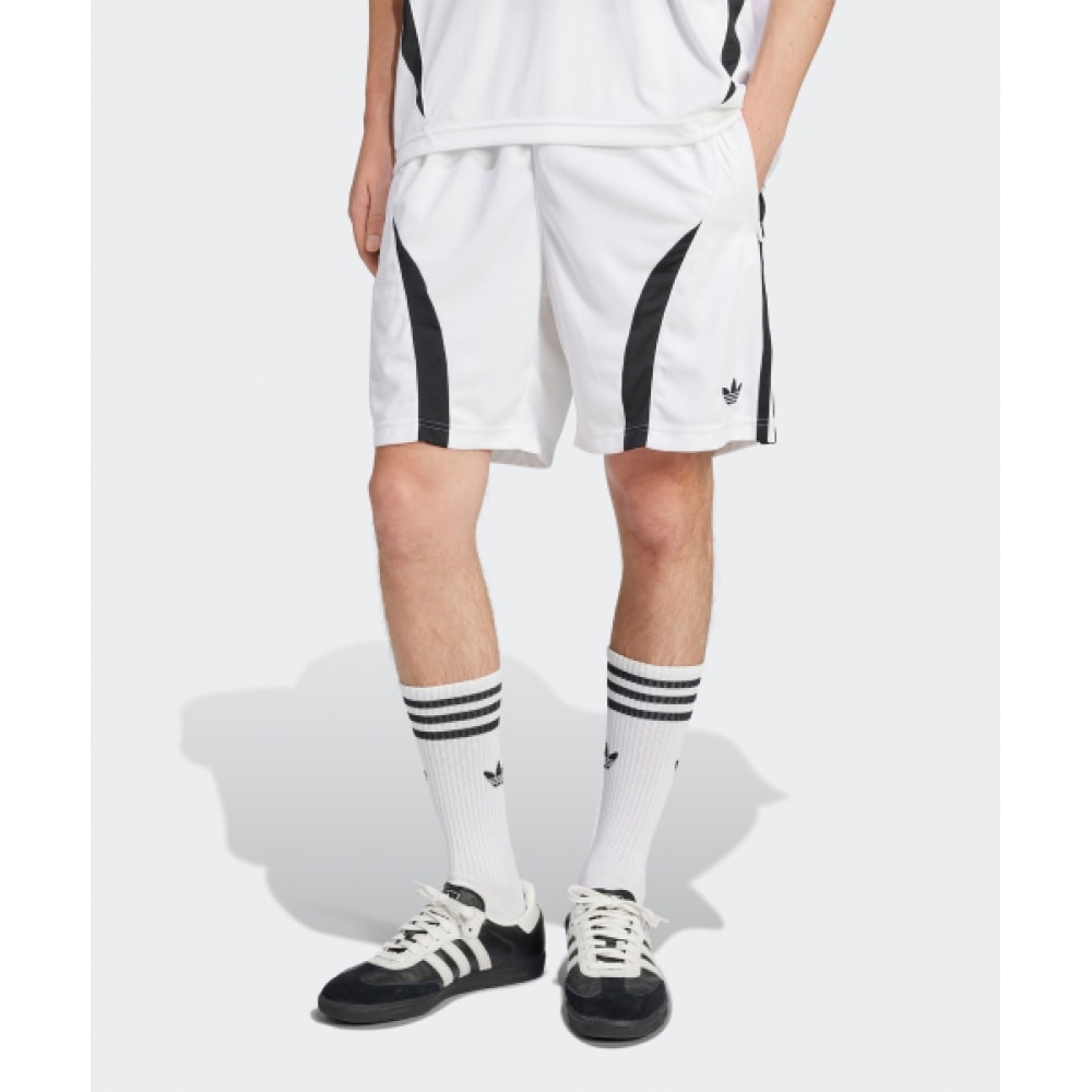 アディダスチームガイストショートパンツ-ホワイト:ブラック/JP1122