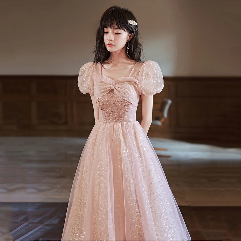 フレンチスタイルのイブニングドレス卒業式用プリンセスドレス成人式用上品で軽やかなラグジュアリー感おしゃれで洗練された小規模アートスクール受験用ワンピース