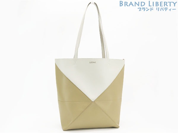 新品同様ロエベパズルフォルドトートミディアムショルダートートバッグハンドバッグソフトホワイトペーパークラフトアイボリー