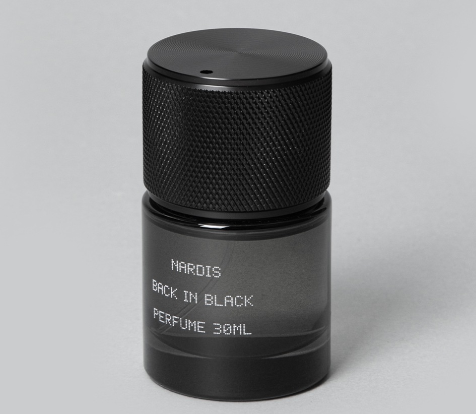 BACK IN BLACK香水30ml