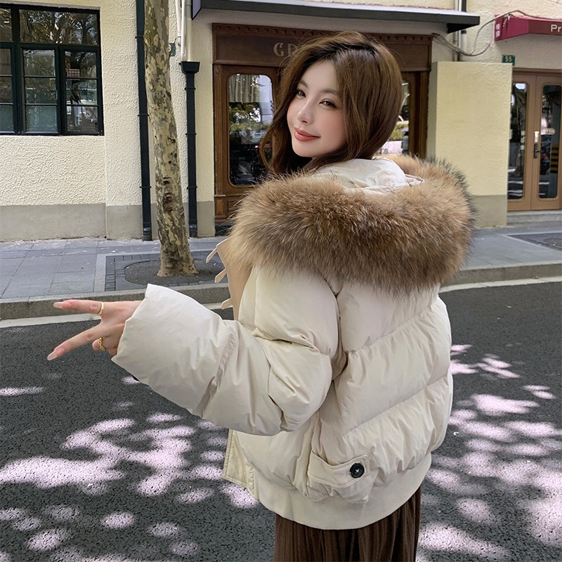 韓国版東大門 2024 秋冬新作大きな毛皮の襟のダウンジャケット女性のショートルーズ肥厚コート小柄な人向けのトレンディな