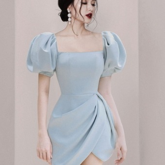 ボリューム袖丈ワンピース トップス スイート ガーリー ブラック 黒 ブルー 青 レッド 赤