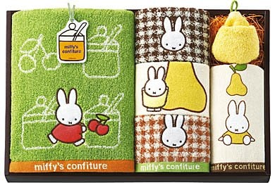 西川リビング ぶる~なミッフィ タオルセット バス&フェイス&ウォッシュ3枚&ミニタオル ギフトケース入 イエロー 22875382843