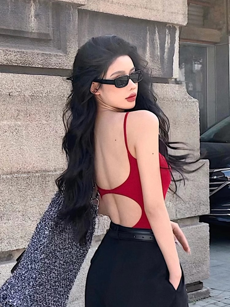 2024 夏セクシーなワンピースキャミソールレディースタイトハイウエストバックレスノースリーブカードウエストトップ 8,203円