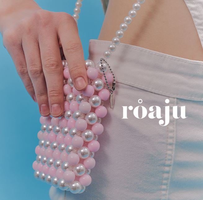 【ROAJU】 Pink Pearl Bead Bag