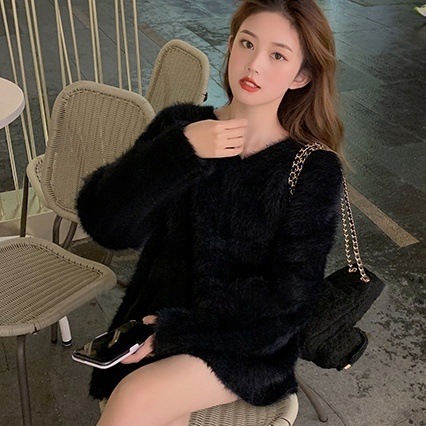 トップス セーター 長袖 Vネック プルオーバー ミディアム丈 ふわふわ かわいい 大人可愛い きれいめ シンプル 上品 おしゃれ かっこいい カジュアル こなれ感 個性的 主役級 ラフ ルーズ