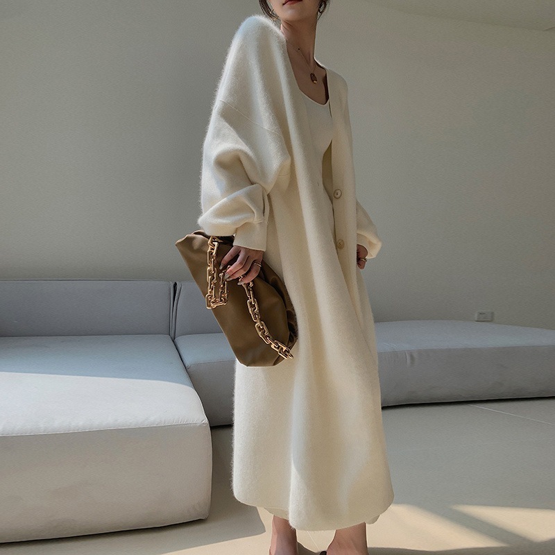 ホワイトニットカーディガンコートミディアム丈ゆったり膝上丈レイジースタイルのセーターレディーストップス厚手