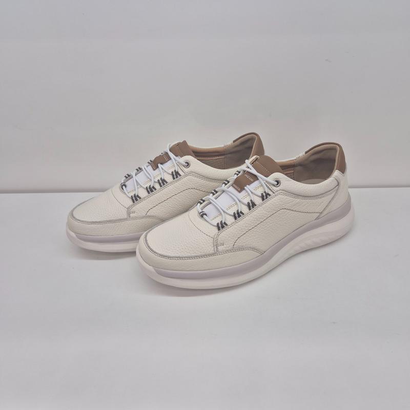 男性クッションが良く簡単なバンディング超軽量スニーカー MR560A