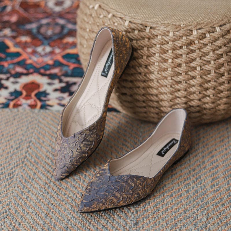 777円OFFクーポン パンプス ポインテッドトゥ レディース ローヒール おしゃれ きれいめ 可愛い 結婚式 パーティ キャバ やわらかい かかとが踏める 美脚 痛くない バレエシューズ 靴 フラッ