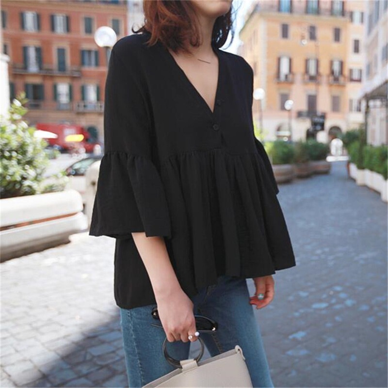 レディース トップス ブラウス 5分袖 Vネック フレア かわいい 大人可愛い きれいめ シンプル カジュアル 上品 おしゃれ かっこいい こなれ感 クール 主役級 存在感 抜け感 都会的 ベーシック