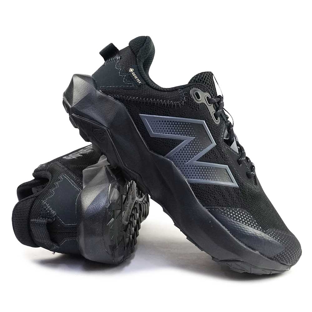 DynaSoft Nitrel GTX 防水 2E 黒 WTNTRG B6 幅広 ウォーキング ランニング ゴアテックス スニーカー レディース