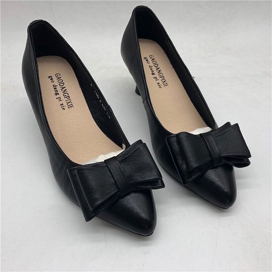【取寄：納期2週間】ポインテッドトゥパンプス レディース リボン 痛くない 歩きやすい 楽ちん ミドルヒール 走れる 秋冬 通勤 オールシーズン パーティー 美脚 ポインテッドトゥパンプス レディース