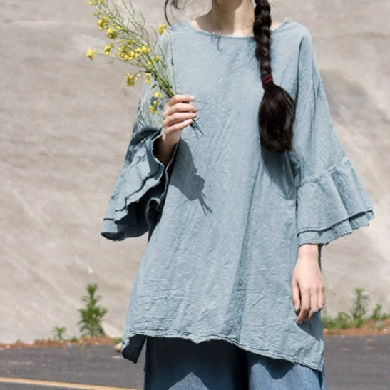 レディース トップス カットソー プルオーバー ミディアム丈 7分丈 袖フリル ラウンドネック かわいい 大人可愛い きれいめ シンプル カジュアル 上品 おしゃれ かっこいい レトロ こなれ感 ラフ