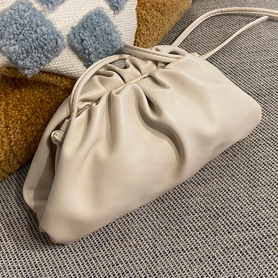 可愛いクリスマスツリーやギフトが かわいい マグネット 軽量 コンパクト 手持ち 肩がけ 便利 ショルダーバッグ レディースバッグ Bag 鞄 バッグ クラッチバッグ 大人可愛い 上品 大人 カジュアル シンプル きれいめ クラッチバッグ 種類 ブルー Mail Meticsa Com 可愛いクリスマスツリーやギフトが かわいい マグネット 軽量 コンパクト 手持ち 肩がけ 便利 ショルダーバッグ レディースバッグ Bag 鞄 バッグ クラッチバッグ 大人可愛い 上品 大人 カジュアル シンプル きれいめ クラッチバッグ 種類 ブルー Mail Meticsa Com