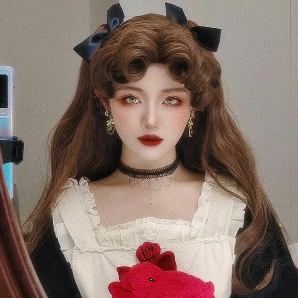 中世の貴族風 茶髪 巻き毛 フルウィッグ かつら 女性 長髪 超ロング ロングウィッグ ロリータ lolita 前髪あり 自然 可愛い キュート ウイッグ wig コスプレ 耐熱ウィッグ 小顔効果抜群