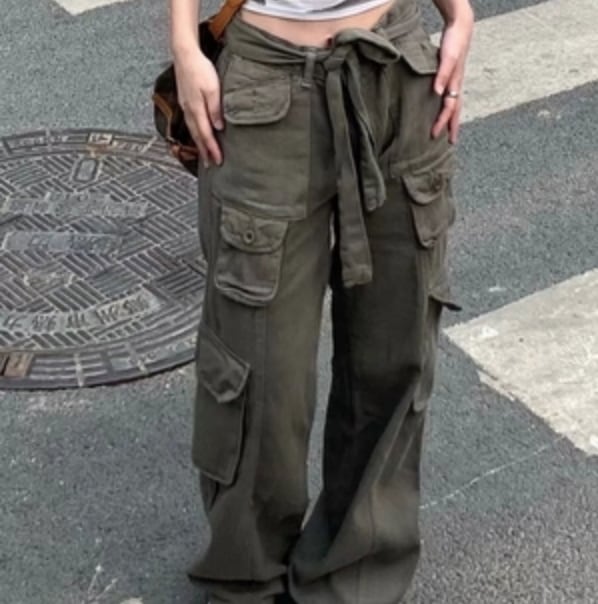 ボトムス パンツ デート ワイドパンツ かわいい 大人可愛い きれいめ シンプル カジュアル 大人 上品 おしゃれ お洒落 主役級 存在感 春 秋 冬 10代 20代 30代 レディース 女性用 OL