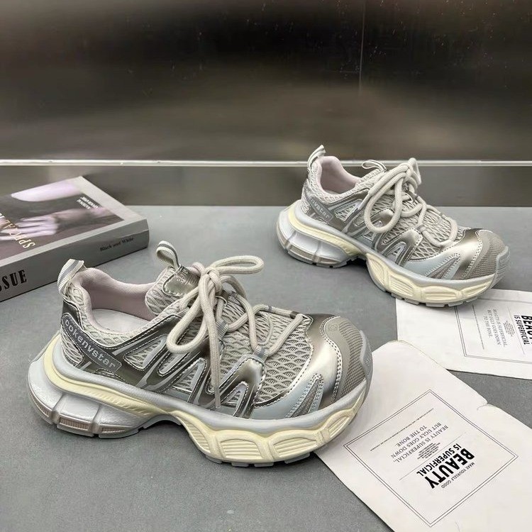 ヨーロッパ産本革の夏用メッシュ通気性厚底ダッドシューズレディース2025年新作オールマッチ身長アップカジュアルスポーツシューズトレンド