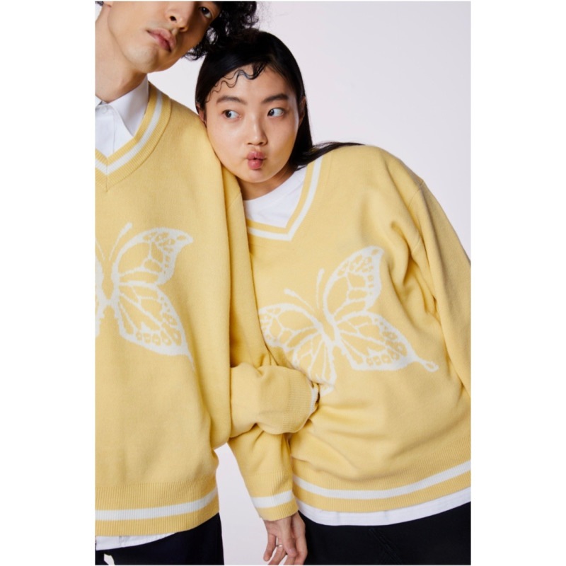 韓国公式ブランド CHARMS / BUTTERFLY V NECK KNIT 2color ニートニット