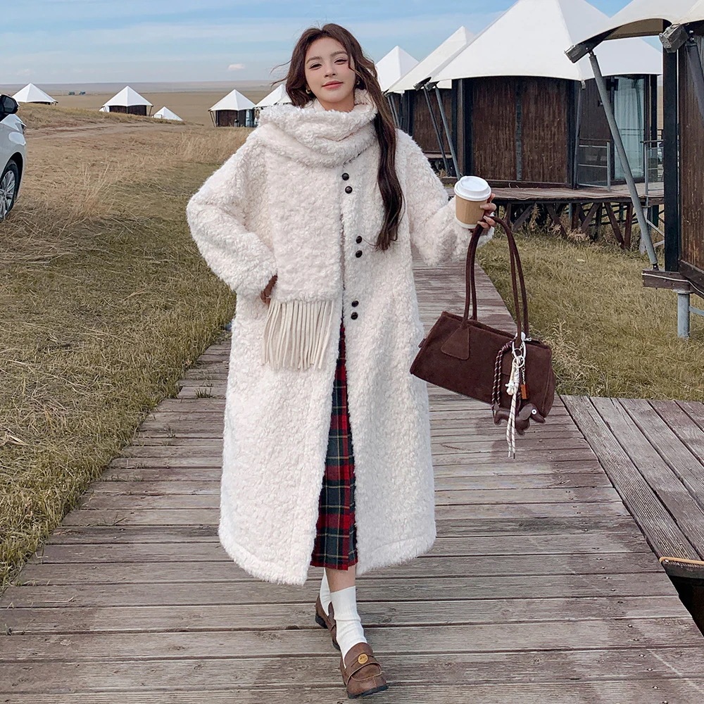 ファッションマフラー子羊のウールのコート2024新しいベルベット厚くファーワンツイードコート