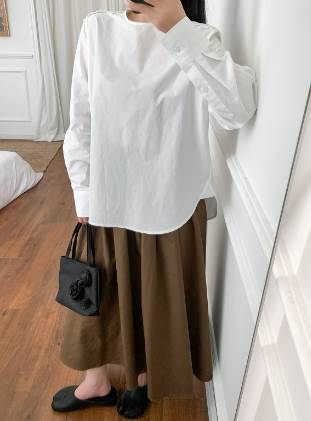 二の腕カバー 長袖 お尻カバー 裾長め 普通丈トップス ミドル丈 秋 白トップス 白シャツ ブラウス シャツ レディース