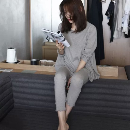 【取寄：納期2週間】ルームウェア パジャマ レディース カジュアル 春秋 長袖 パジャマ 長袖上下セット 韓国風 ルームウェア 大人 部屋着 寝巻き 大人 無地 シンプル おうち時間 リラックスタイム