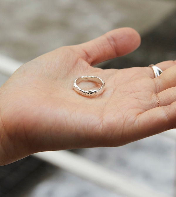 【HANNA543】R536 RING リング ★ BTS ジミン着用 ★JIMIN着用 Qoo10] HANNA543 bts ジミン着用 (R316S) si : 腕時計・アクセサリー