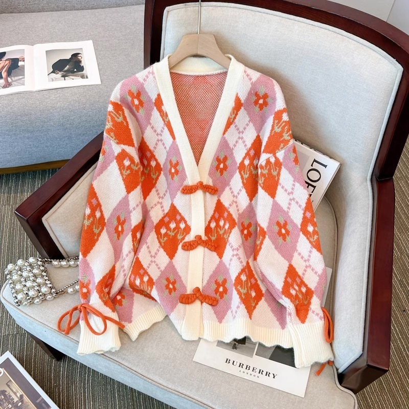 トップス アウター カーディガン 袖あり 長袖 Vネック 大人可愛い カジュアル おしゃれ お洒落 こなれ感 ラフ ラブリー キュート 個性的 秋 冬 2023 10代 20代 30代 レディース