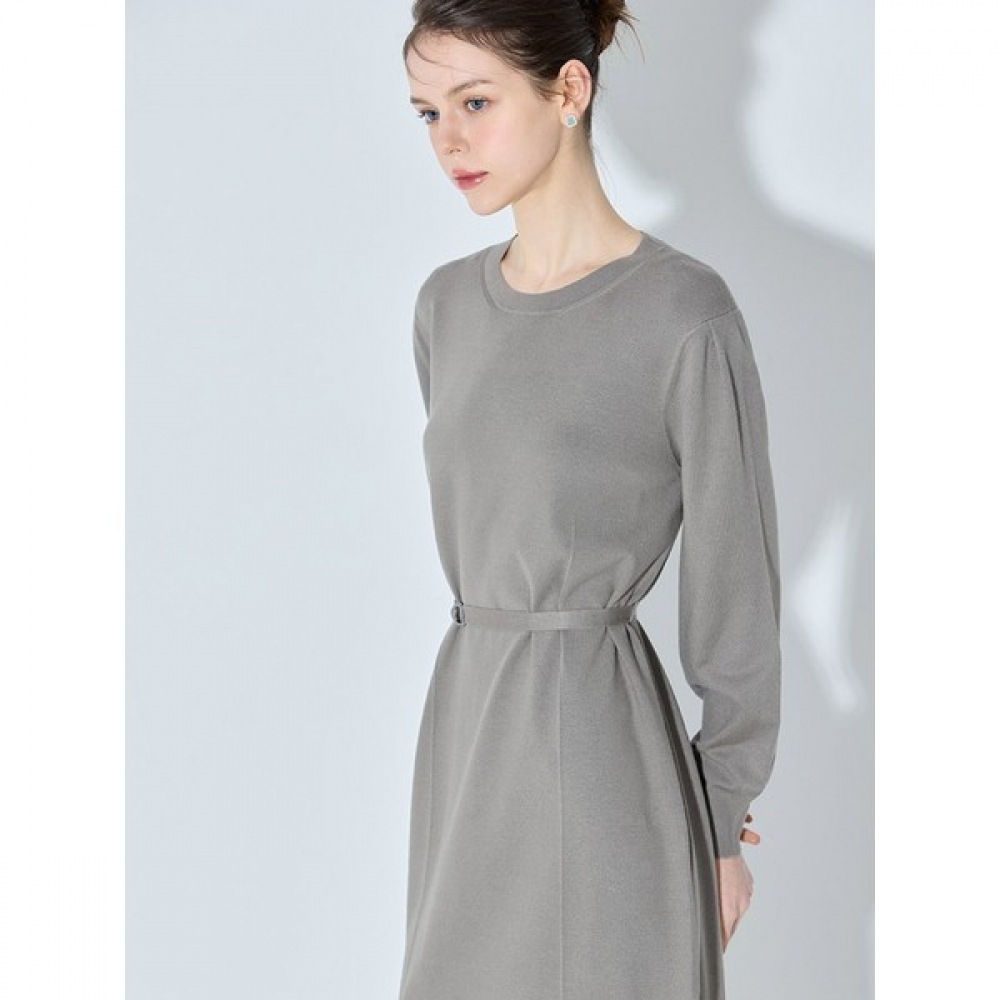 [シーズミス] エレガントレディニットベルト付きワンピース (価格:238,000ウォン)