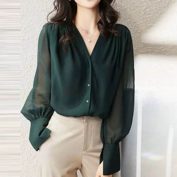 トップス シャツ 長袖 襟なし Vネック 前開き シースルー かわいい きれいめ シンプル 大人 上品 おしゃれ かっこいい レトロ こなれ感 クール モダン 個性的 主役級 存在感 無地 20代 3 5,020円