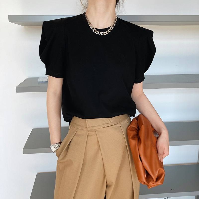 カットソー トップス Tシャツ パフスリーブ パワーショルダー クルーネック きれいめ 大人女子 エレガント ガーリー シンプル カジュアル 上品 エレガント モダン デート お出かけ ブラック ホワ
