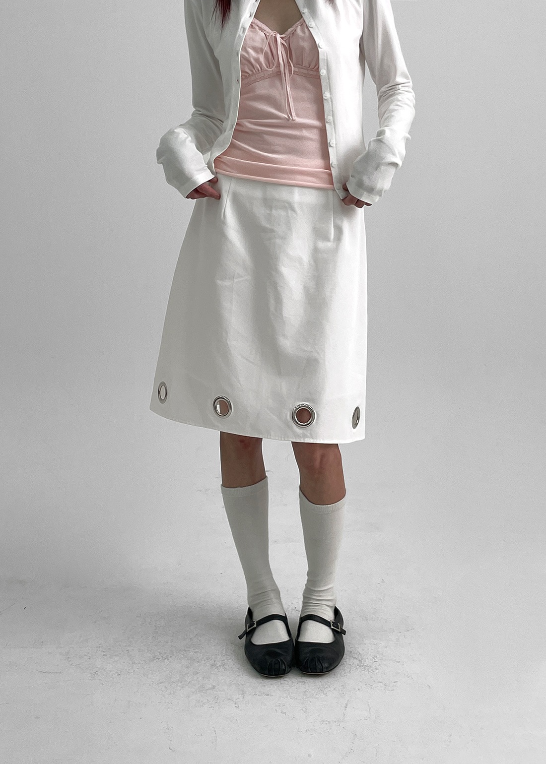 ヘブルアイレットミディスカート