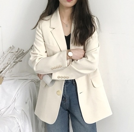 好印象 デート モテコーデ アウター ジャケット 袖あり 長袖 襟付き 前開き ボタン かわいい 可愛い きれいめ シンプル カジュアル 上品 おしゃれ お洒落 かっこいい レトロ