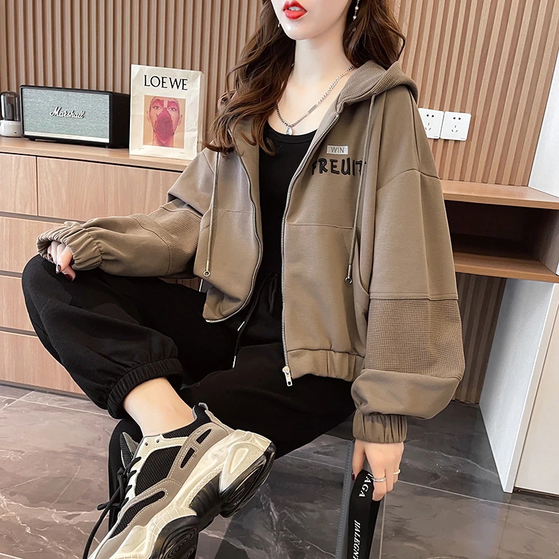 ショート丈2025年新作万能ファッションプラスサイズスウェットシャツレディース用薄手ゆったりフィットスリミングプチ秋アウターウェア