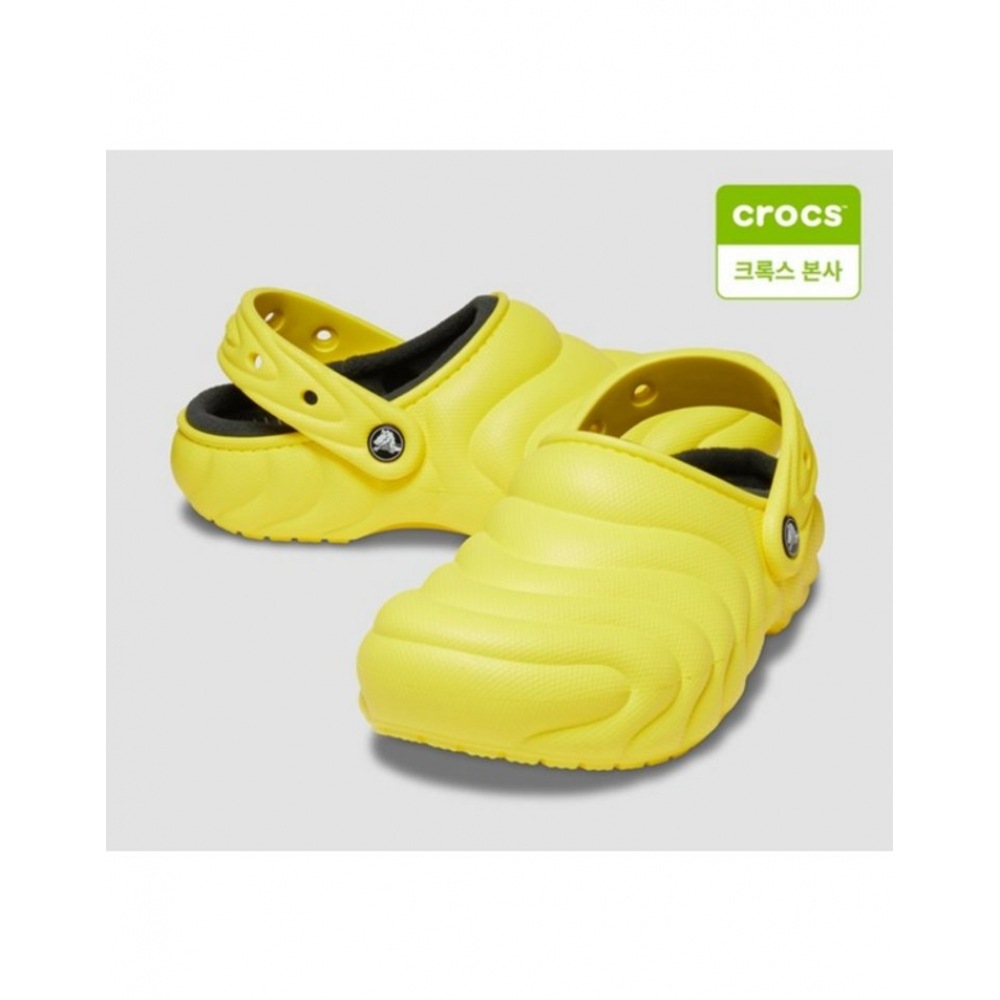 クロックスクラシック裏地付きオーバーパフクロッグ 210059-77J