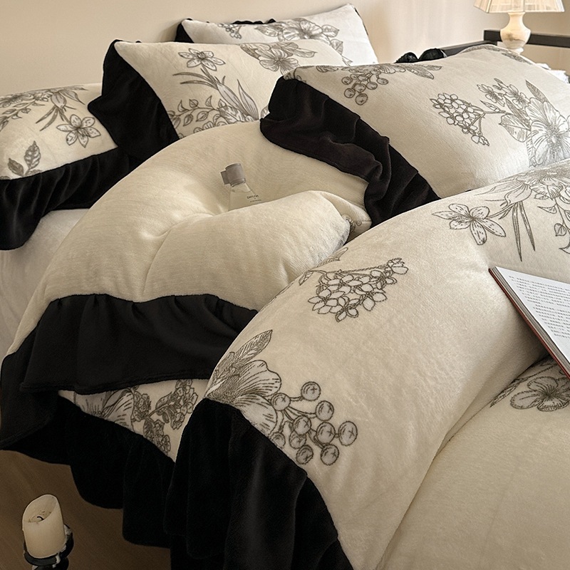 フレンチヘップバーン風ミルクレーヨン4点セットa種レースサンゴレーヨンシーツ布団カバー冬の厚手寝具