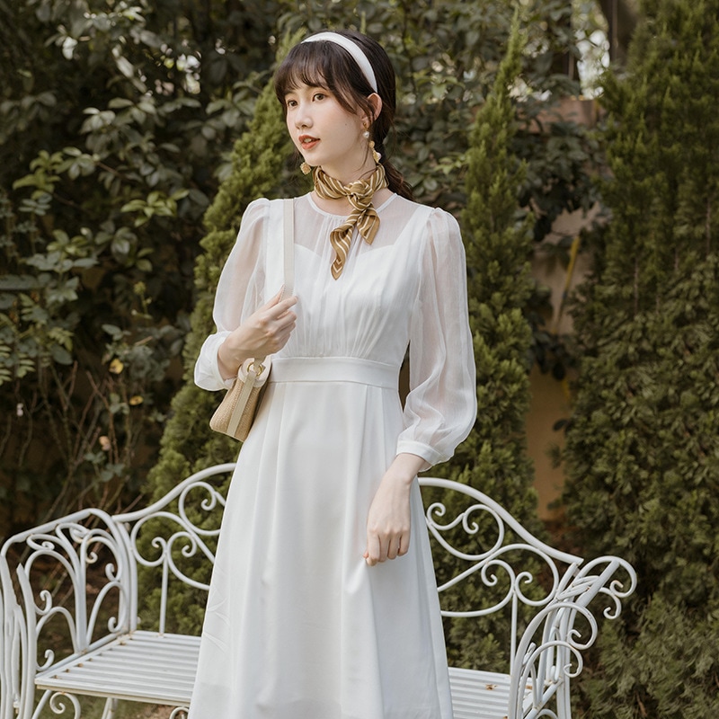 2025秋と冬のサテンシンなスーパーの長袖のドレスカラー登録毎日のライトウェディングドレス