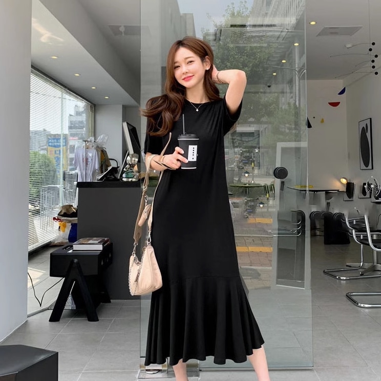 ワンピース ワンピドレス ロング ロング丈 袖あり 半袖 ラウンドネック 襟なし セミフレア Aライン ハイウエスト 伸縮性 かわいい 大人可愛い シンプル カジュアル 大人 おしゃれ お洒落 レトロ